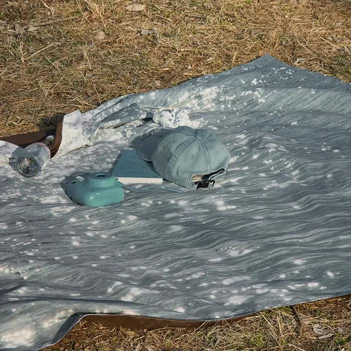 윤슬 피크닉매트 단면방수 휴대용 경량 돗자리 (파우치 포함)