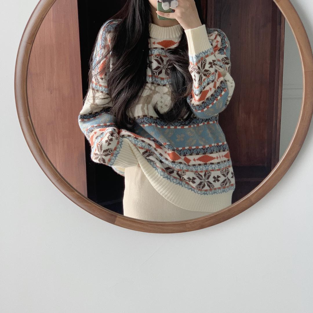 여성 라운드 노르딕 캐롤 니트