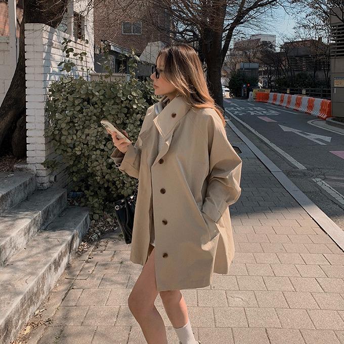 로헬 플레어 하프 트렌치코트