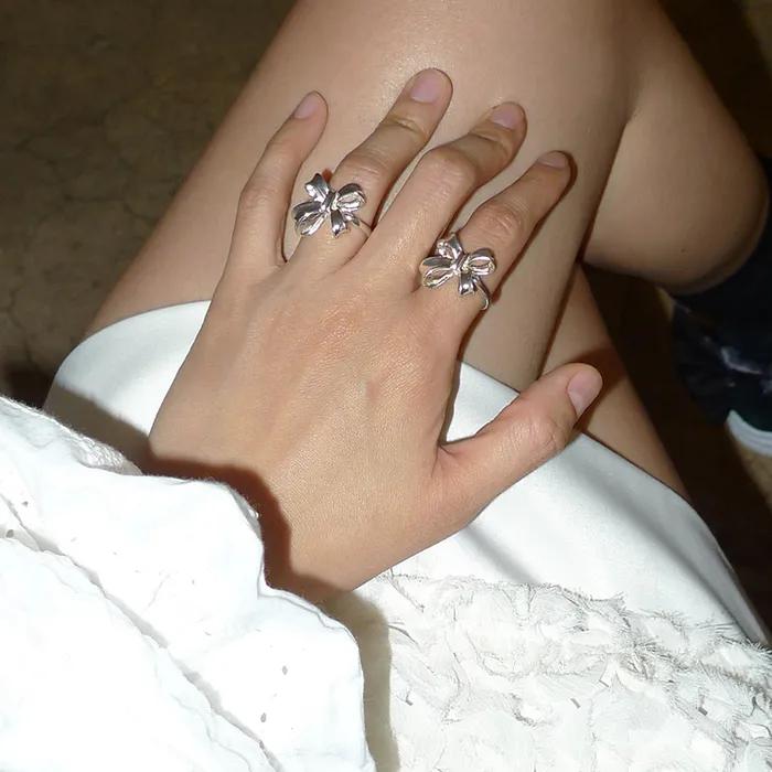 Carrie Ribbon ring