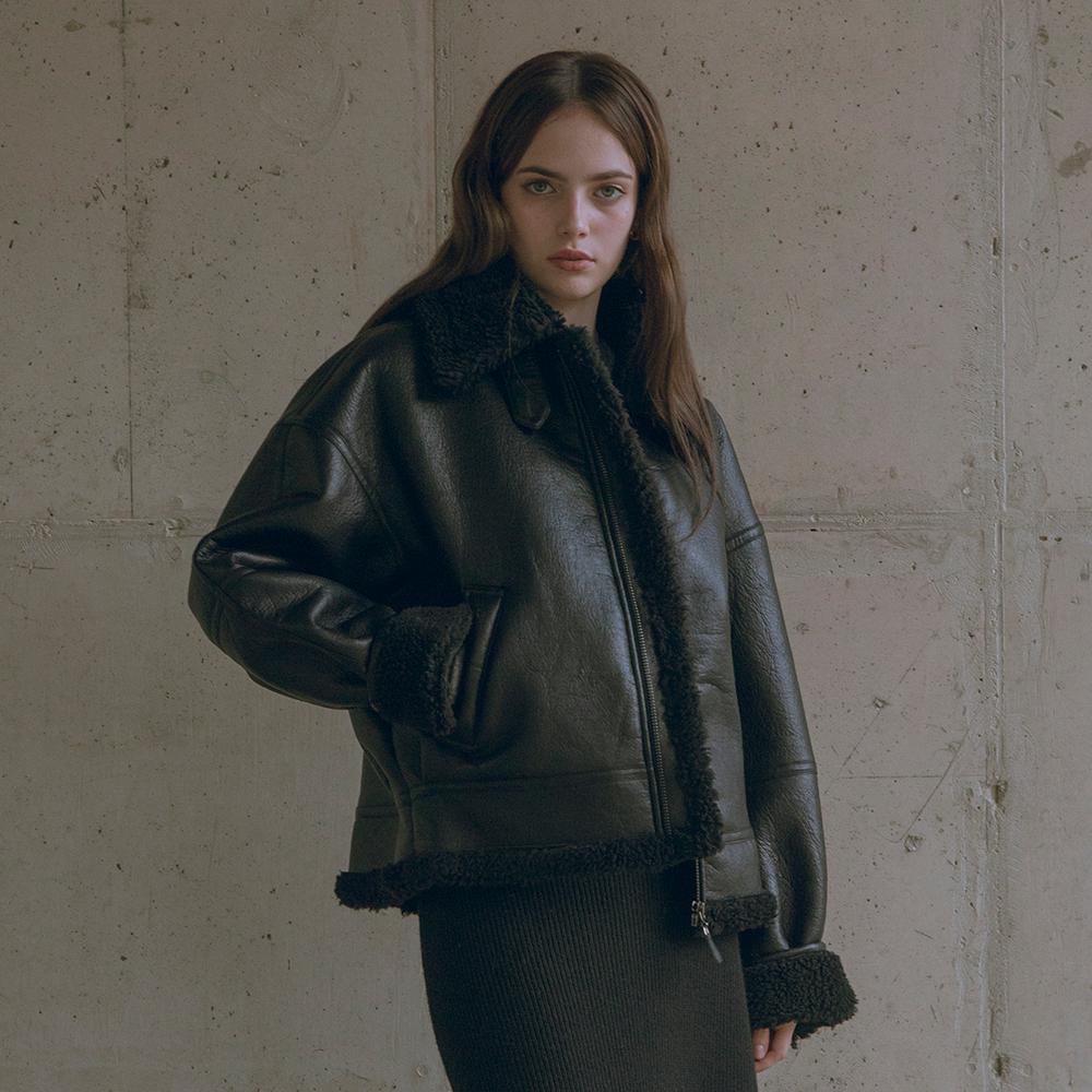 SIOT4056 페이크 레더 무스탕_Black