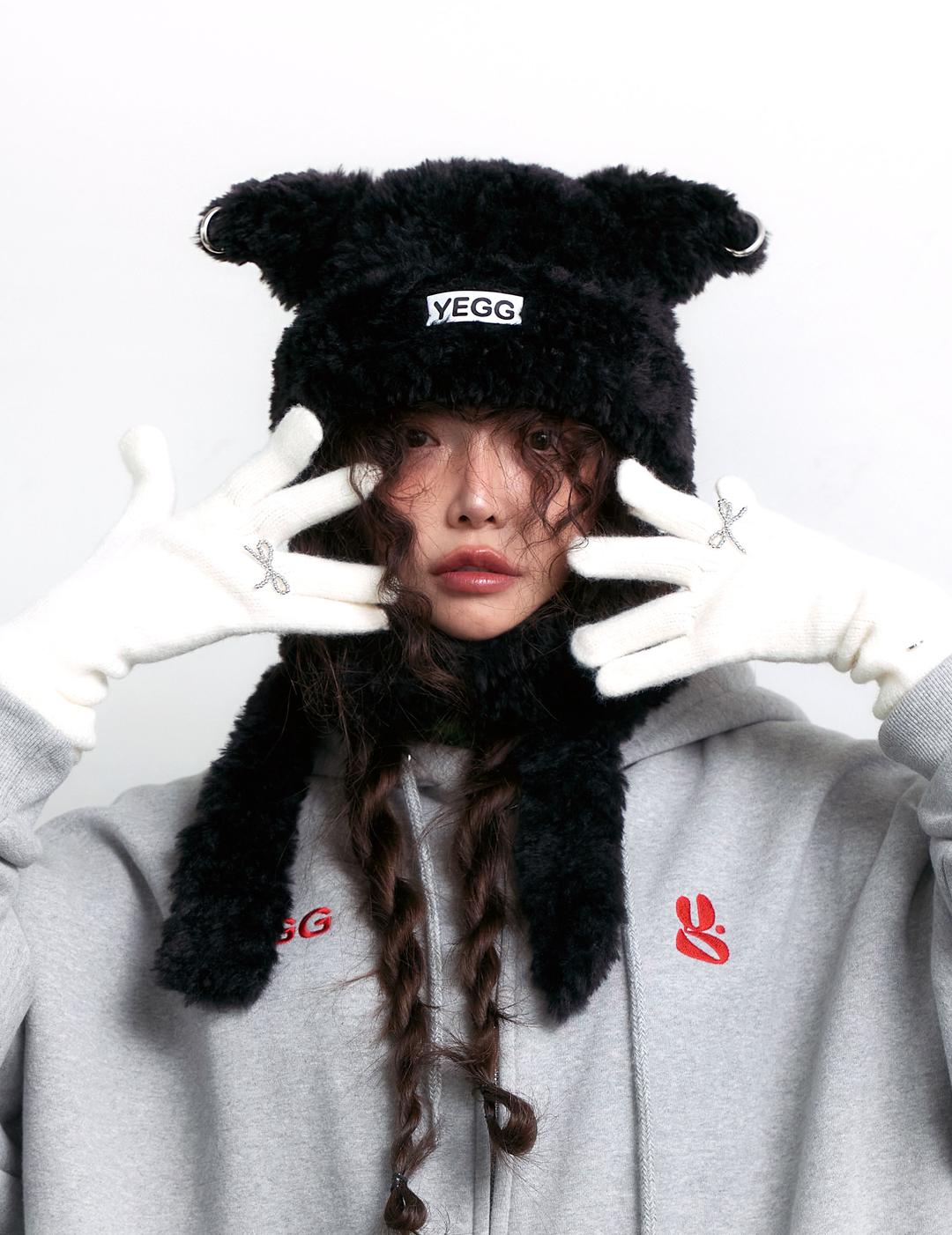 Piercing wing scarf hat - black / ivory