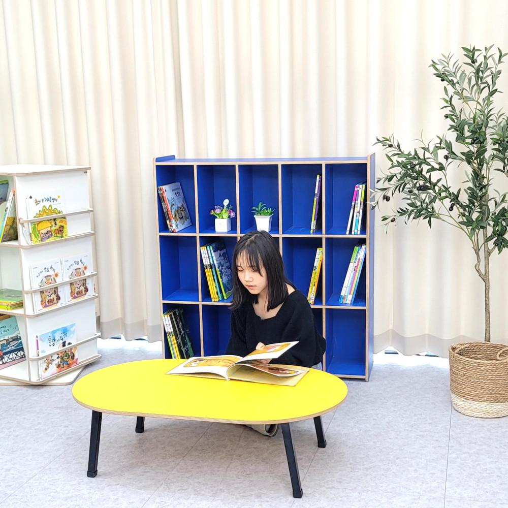 유아책상 아기책상 원목  유아 원형  테이블
