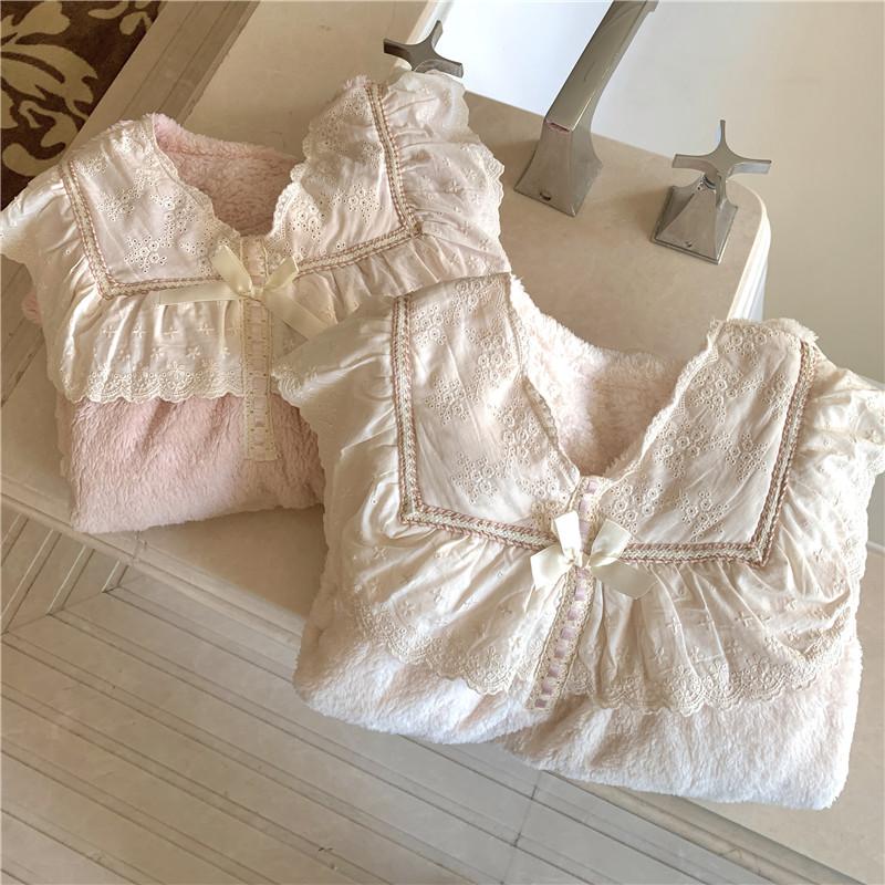 우주블리 레이스 리본 프릴 잠옷 공주풍 극세사 파자마