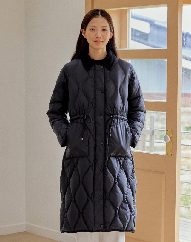 [SOF-WARM] 블랙 코듀로이 퍼 카라 여성 중경량 구스 롱다운