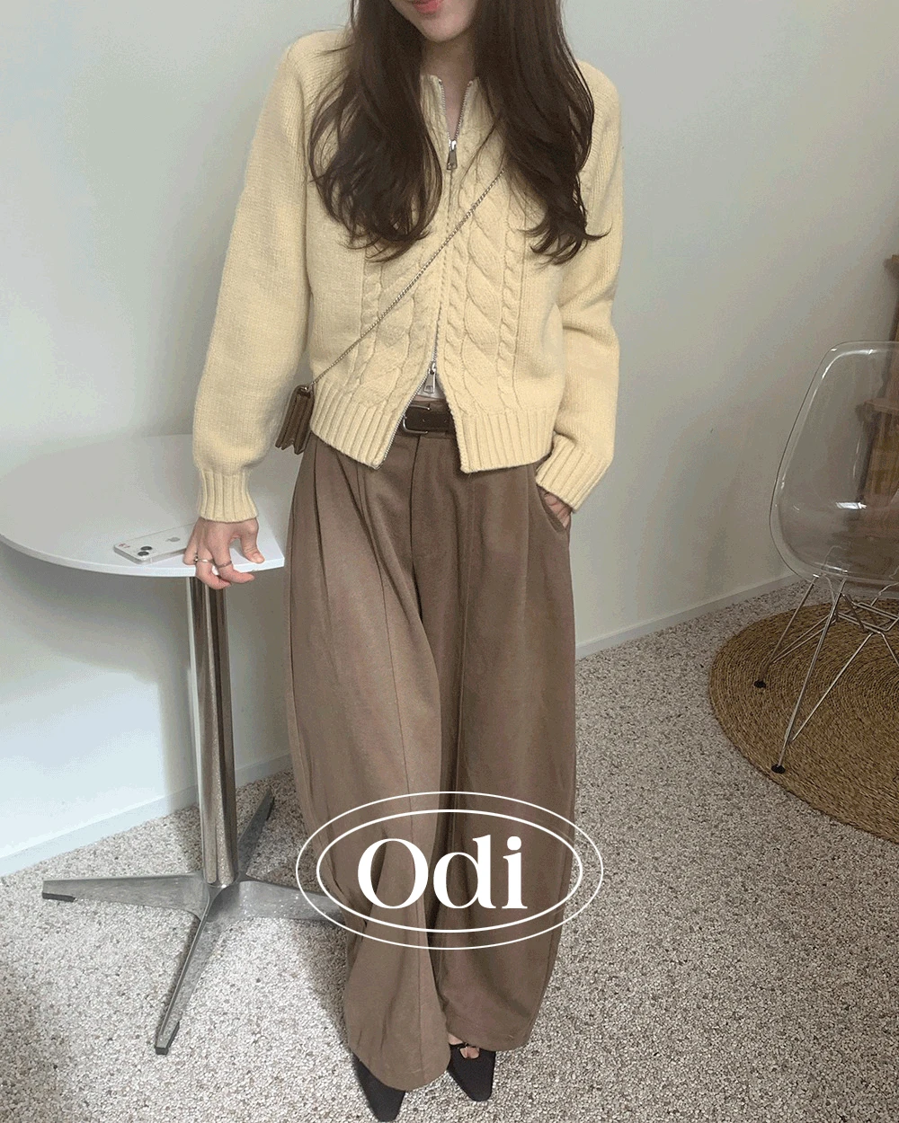 조세핀 꽈배기 노카라 니트 집업 가디건 (2컬러)