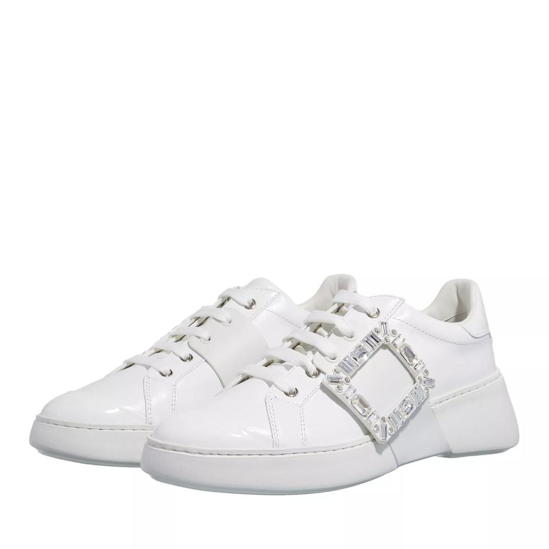 버클 스니커즈 소프트 가죽 화이트 로우 Roger Vivier Viv´ Skate Strass Buckle Sneakers In Soft Leather White                        Low-Top Sneaker A0333104