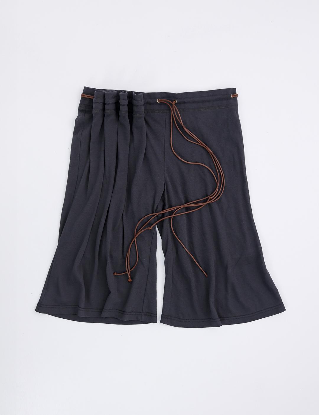 Curtain half pants (charcoal)