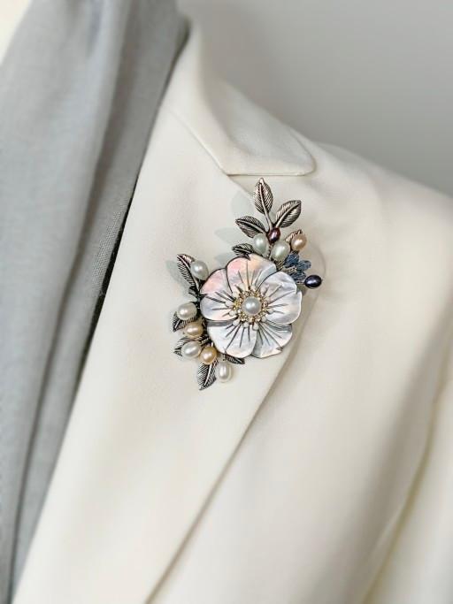 ◾️오늘출발◾️자개꽃 진주 브로치