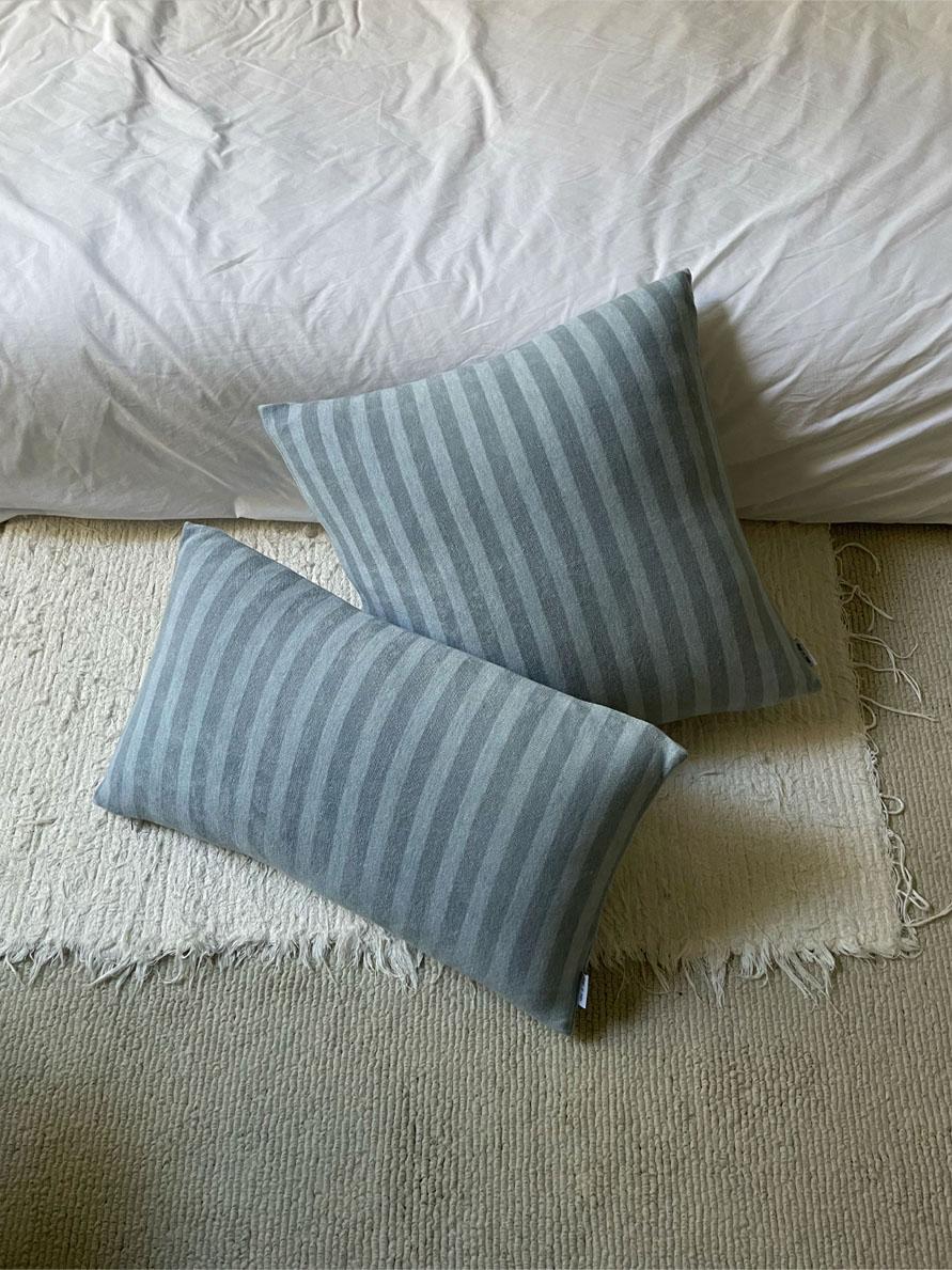 Stripe Knit Cushion / Pale Blue