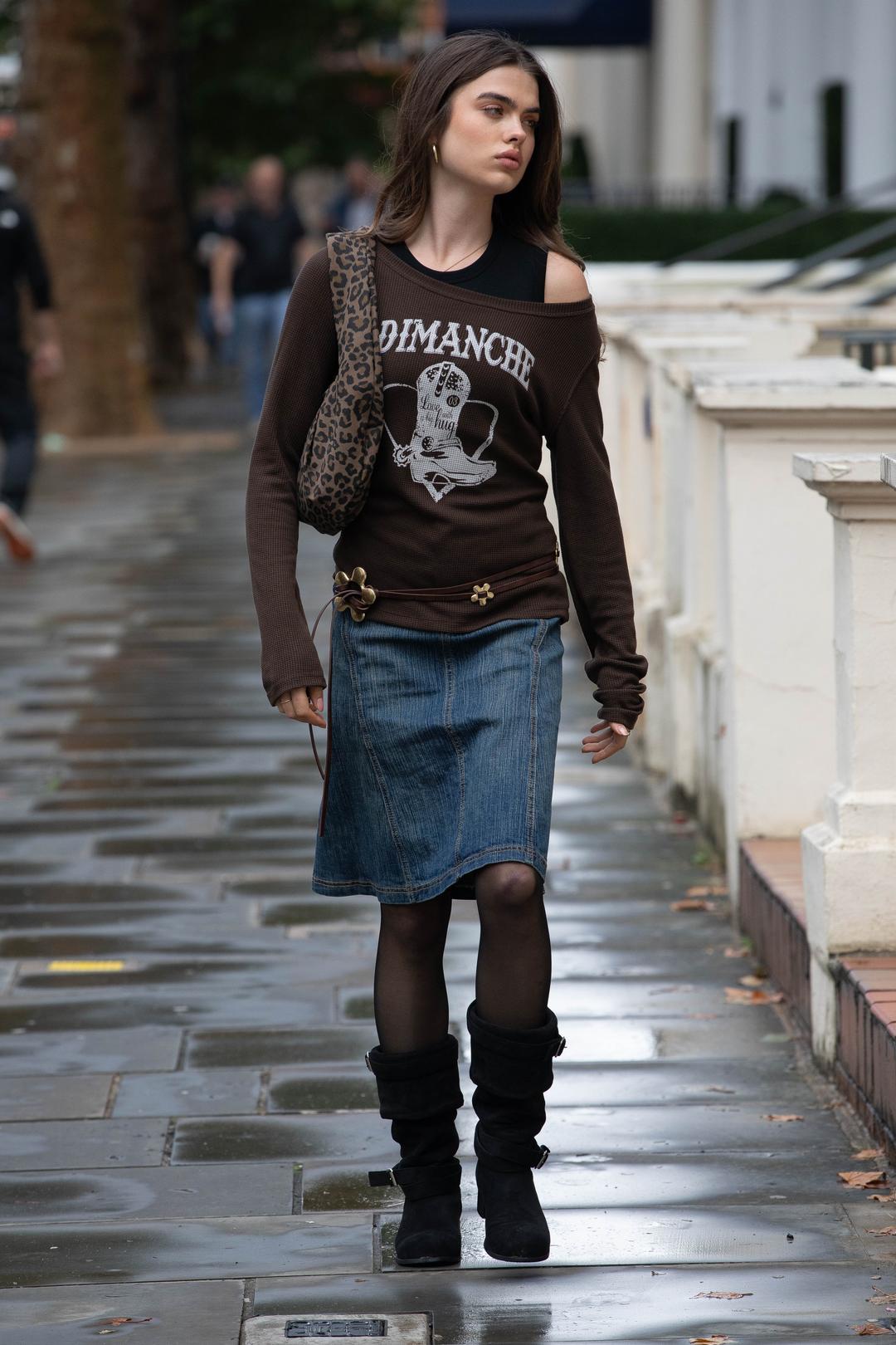 Western Boots Long Sleeve (brown)