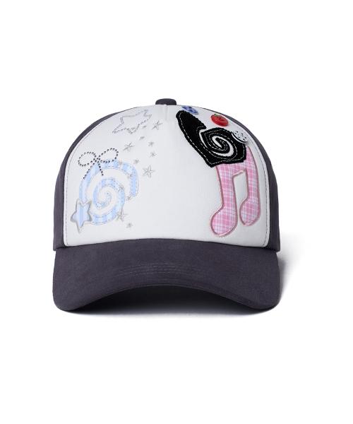 [× ILLIT] PATCHWORK CAP - DARK GREY