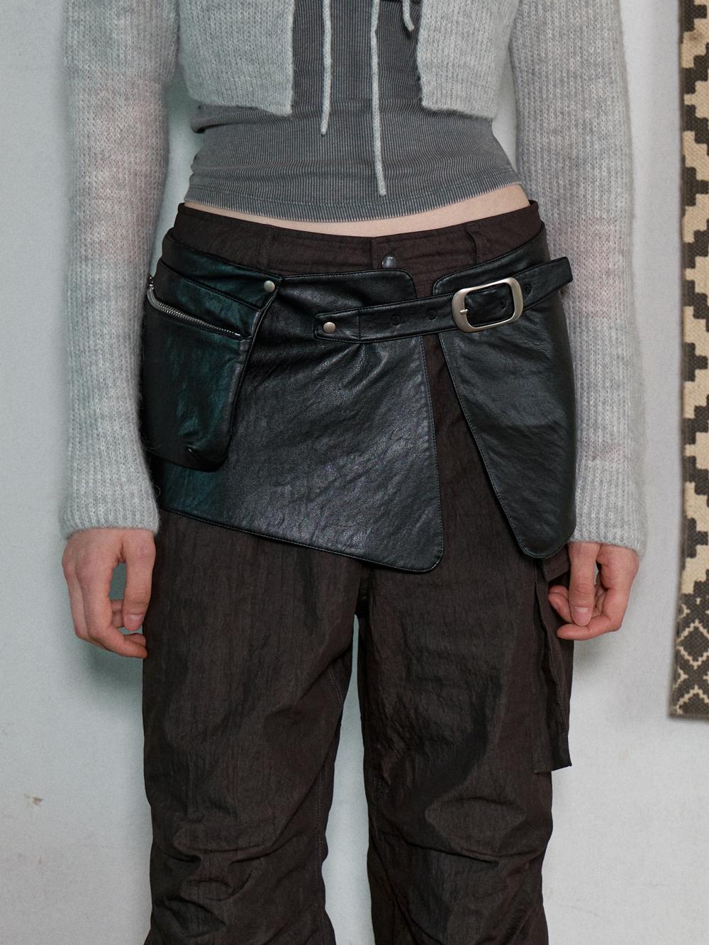 FAUX LEATHER POCKET BELT SKIRT - BLACK