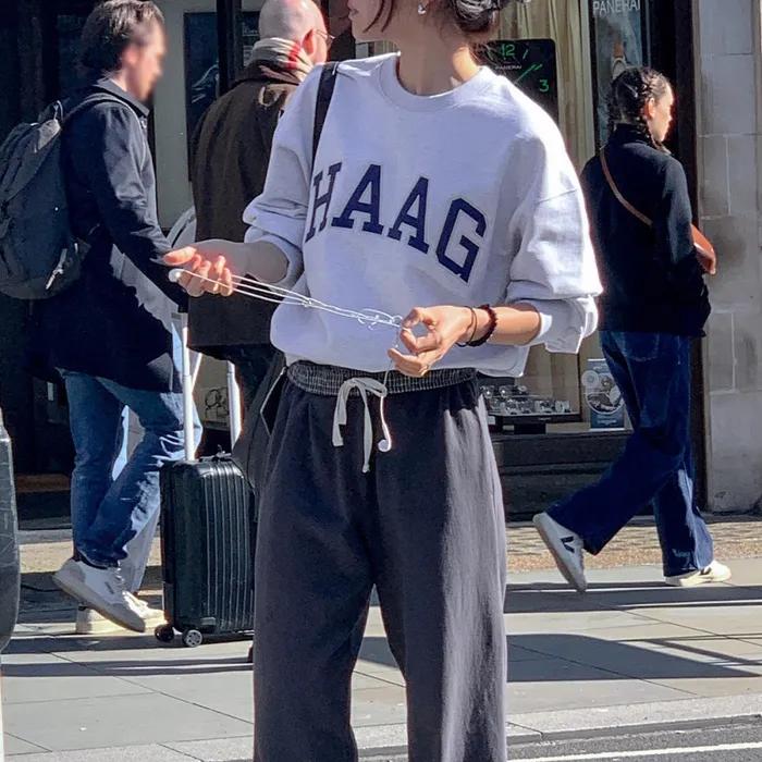 a haag sweatshirt (light grey)
