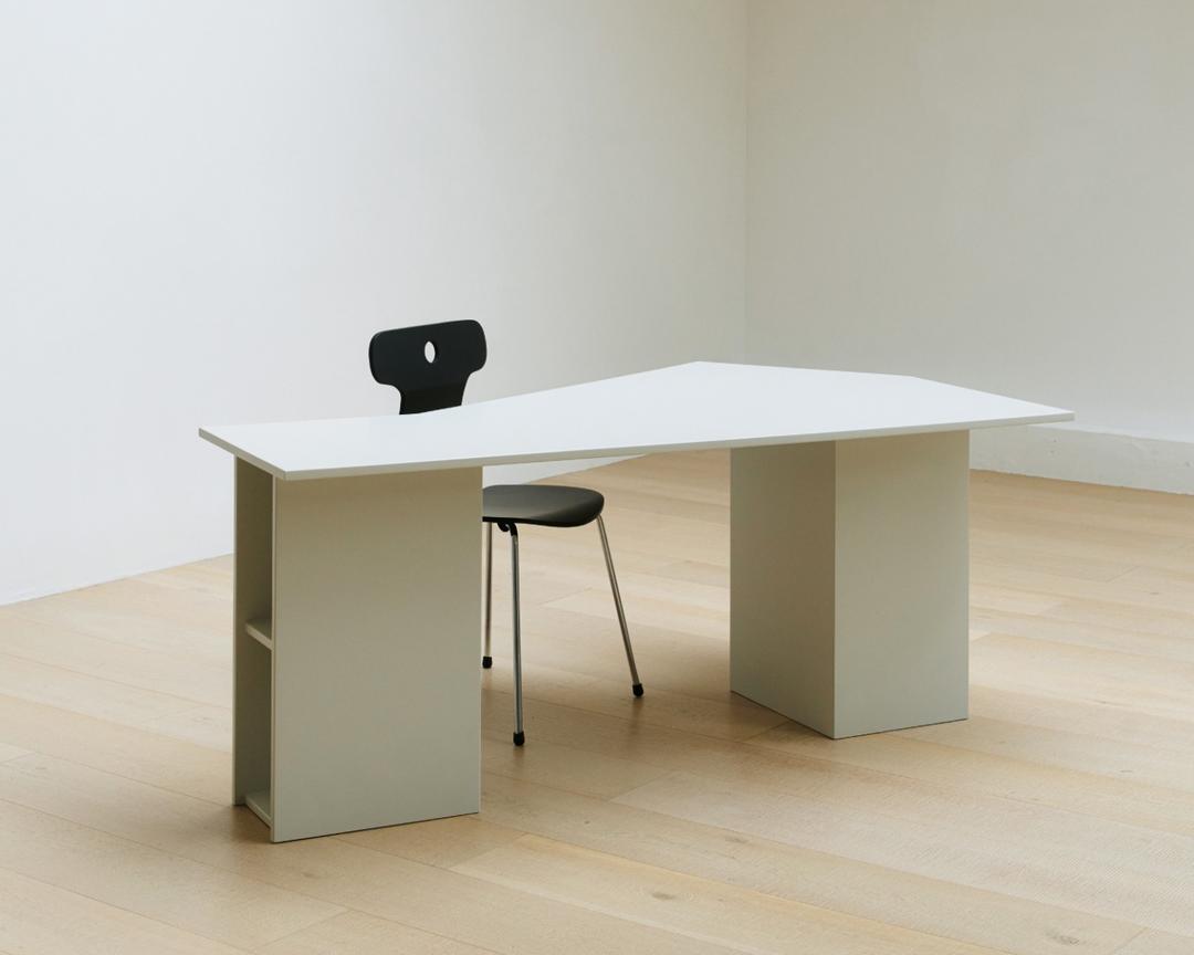 CP Work Desk
