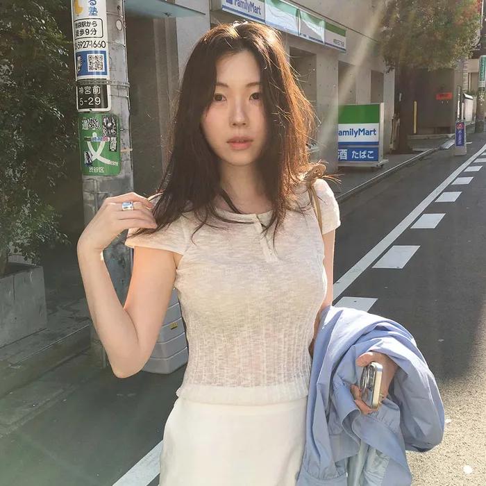 [곰송이gomsongyi X 29Edition] TWO-WAY SHORT SLEEVE KNIT TOP_IVORY