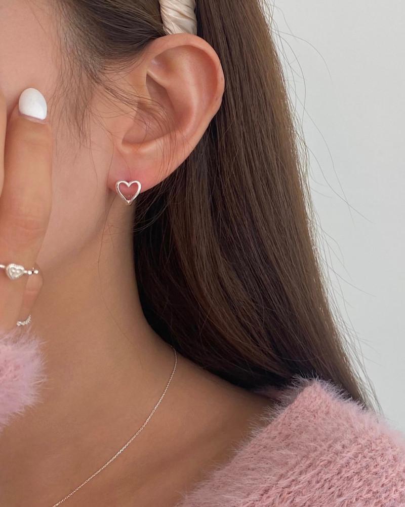 [실버 당일발송]실버 925 커브 하트 귀걸이(2color)