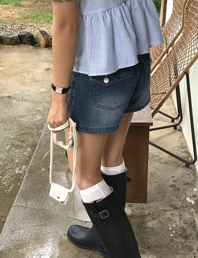 프리즈 버튼 숏 데님 팬츠 (2color)