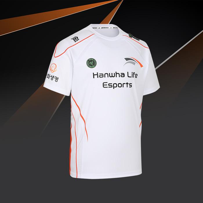 [HLE] 25 HLE Authentic Uniform White (SP)