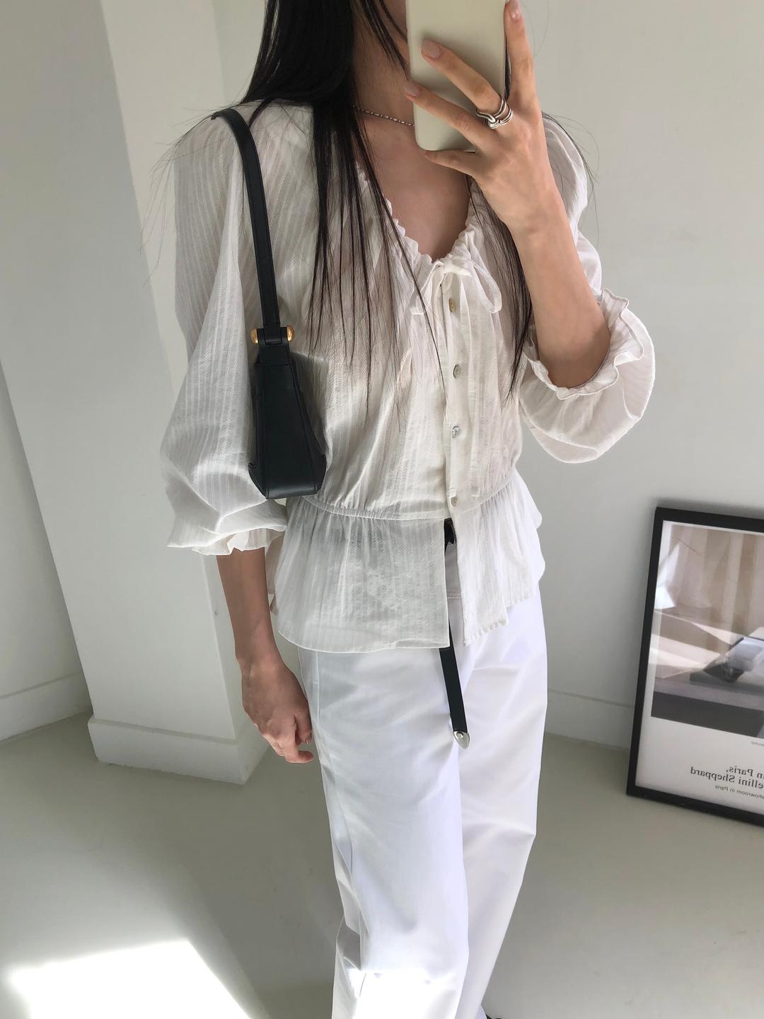 오아브 shirring blouse (white)