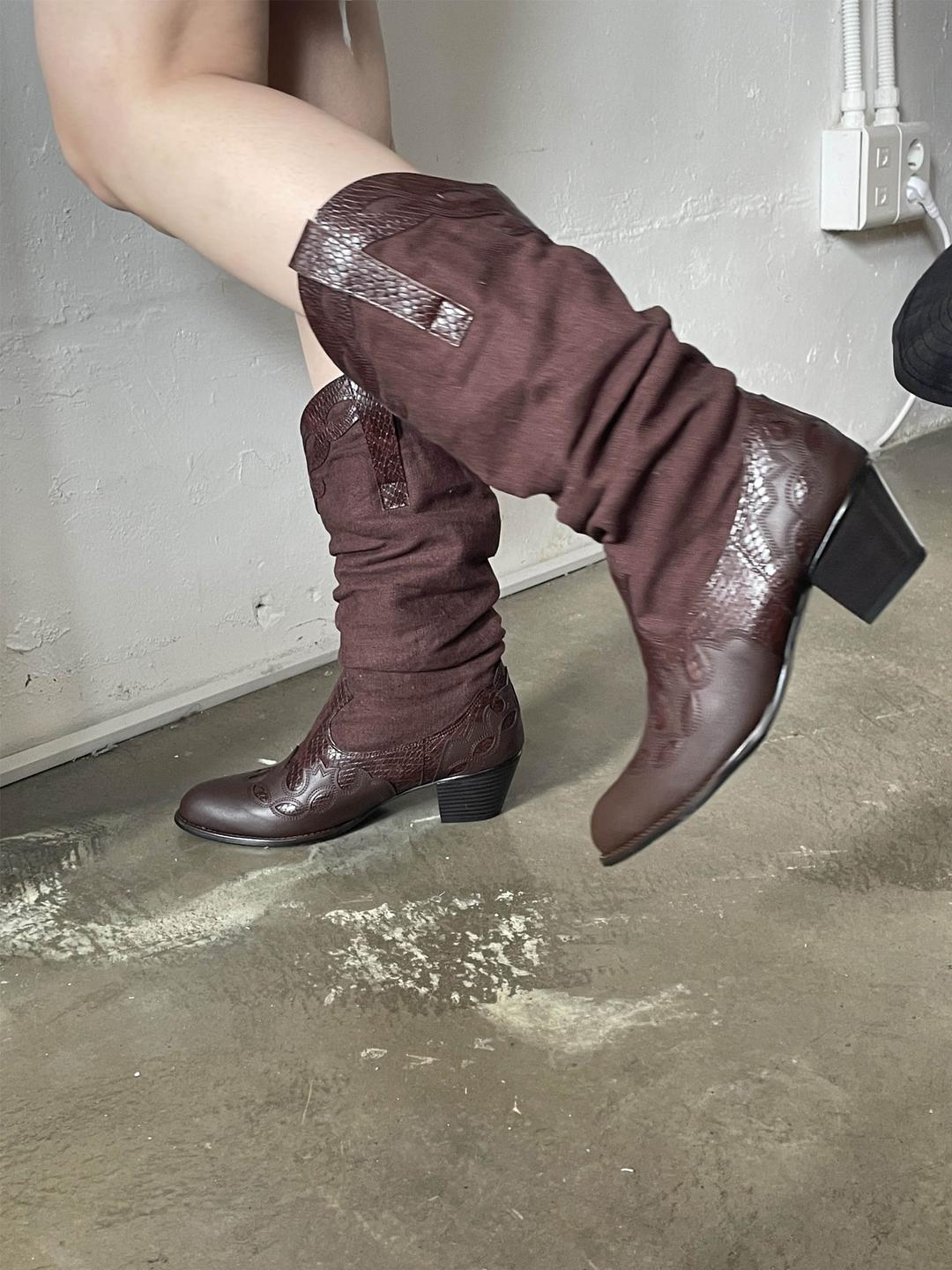 09 cowgirl boots