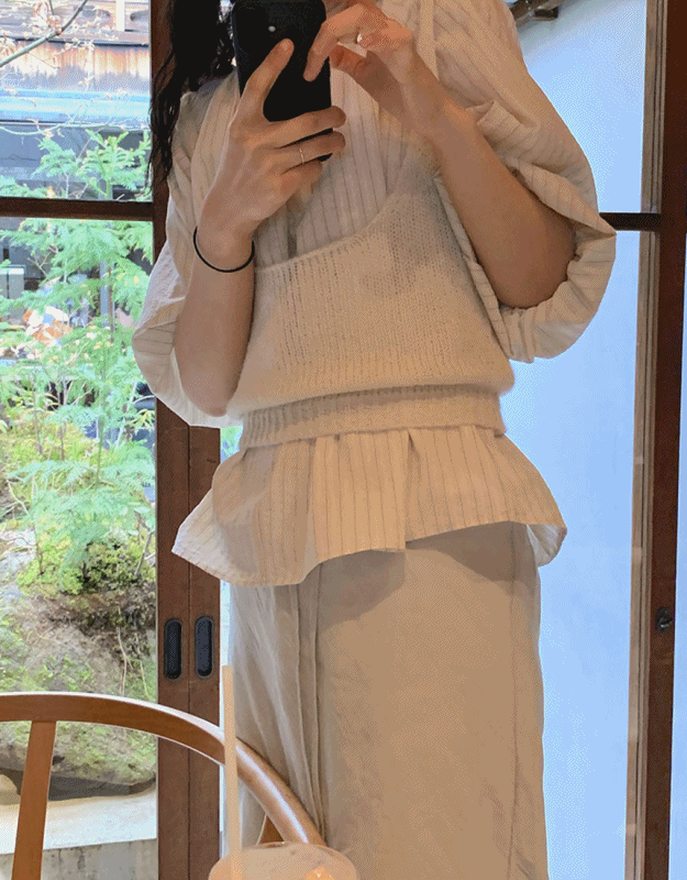 어튜트 ST 로우니 블라우스(2c)