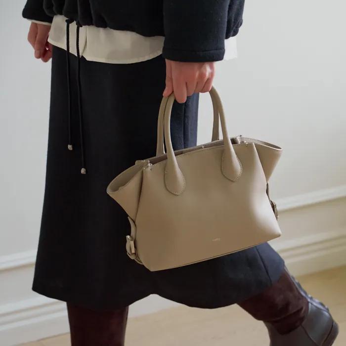 [1/21 단하루] TYE tote bag (Taupe) 타이토트백