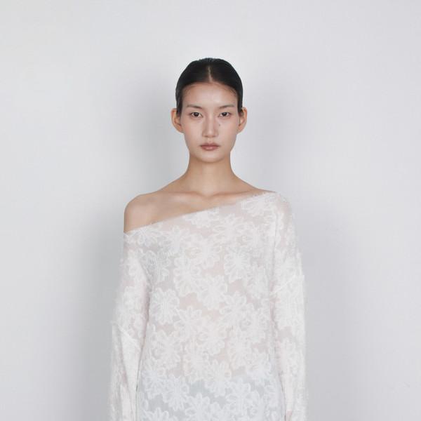 floral pleated blouse