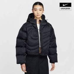 {정품} NIKE 스포츠웨어 스우시 시리즈 여성 써마 핏 오버사이즈 다운 패딩 자켓 재킷 IB2006-01
