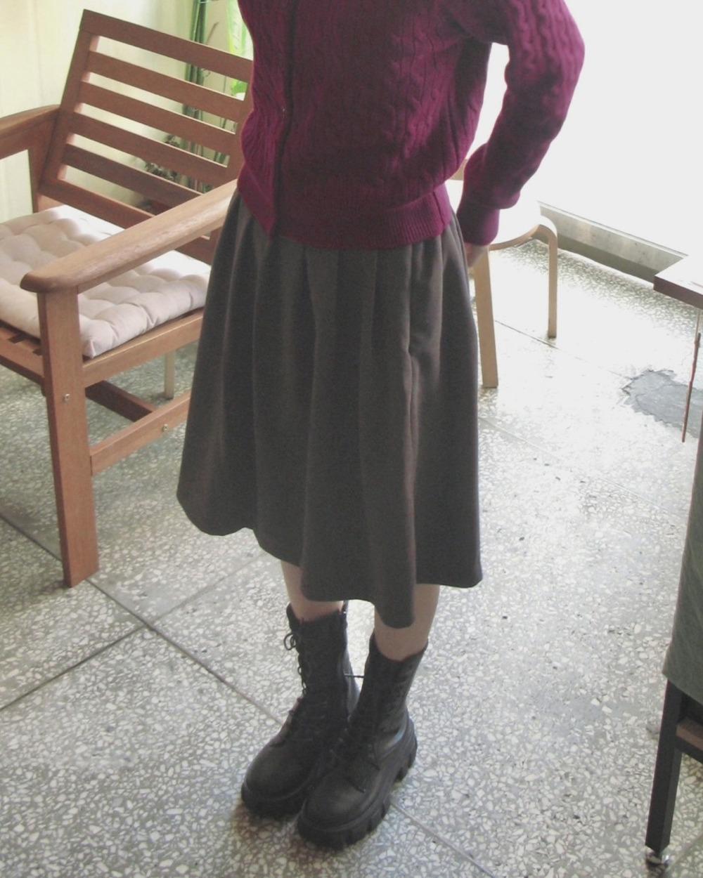 언버티 oreo flare midi sk