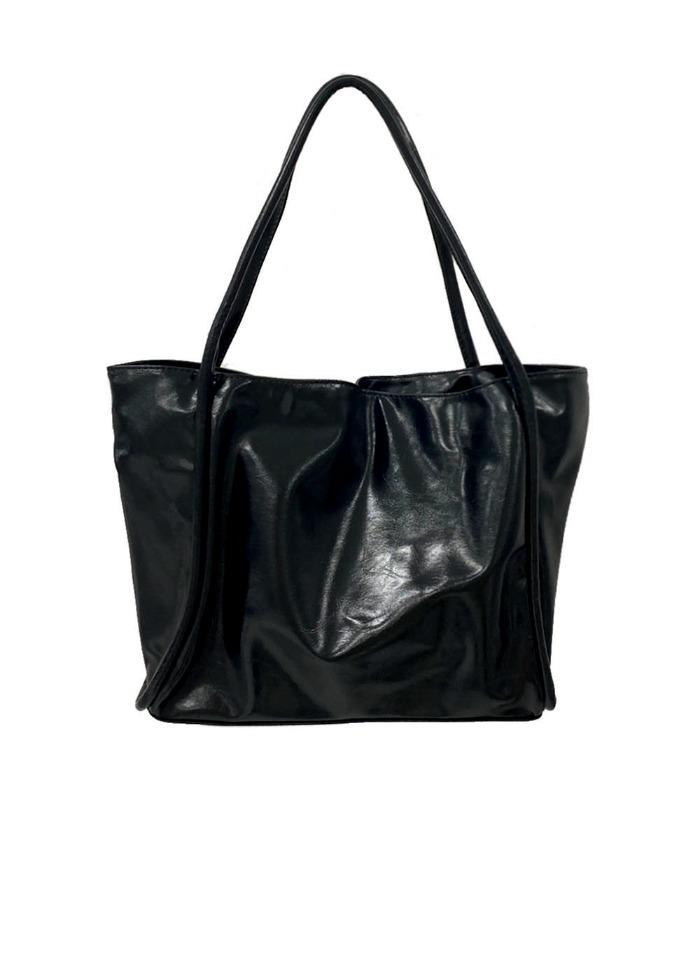 NO.103 BLACK ENAMEL SHOULDER BAG