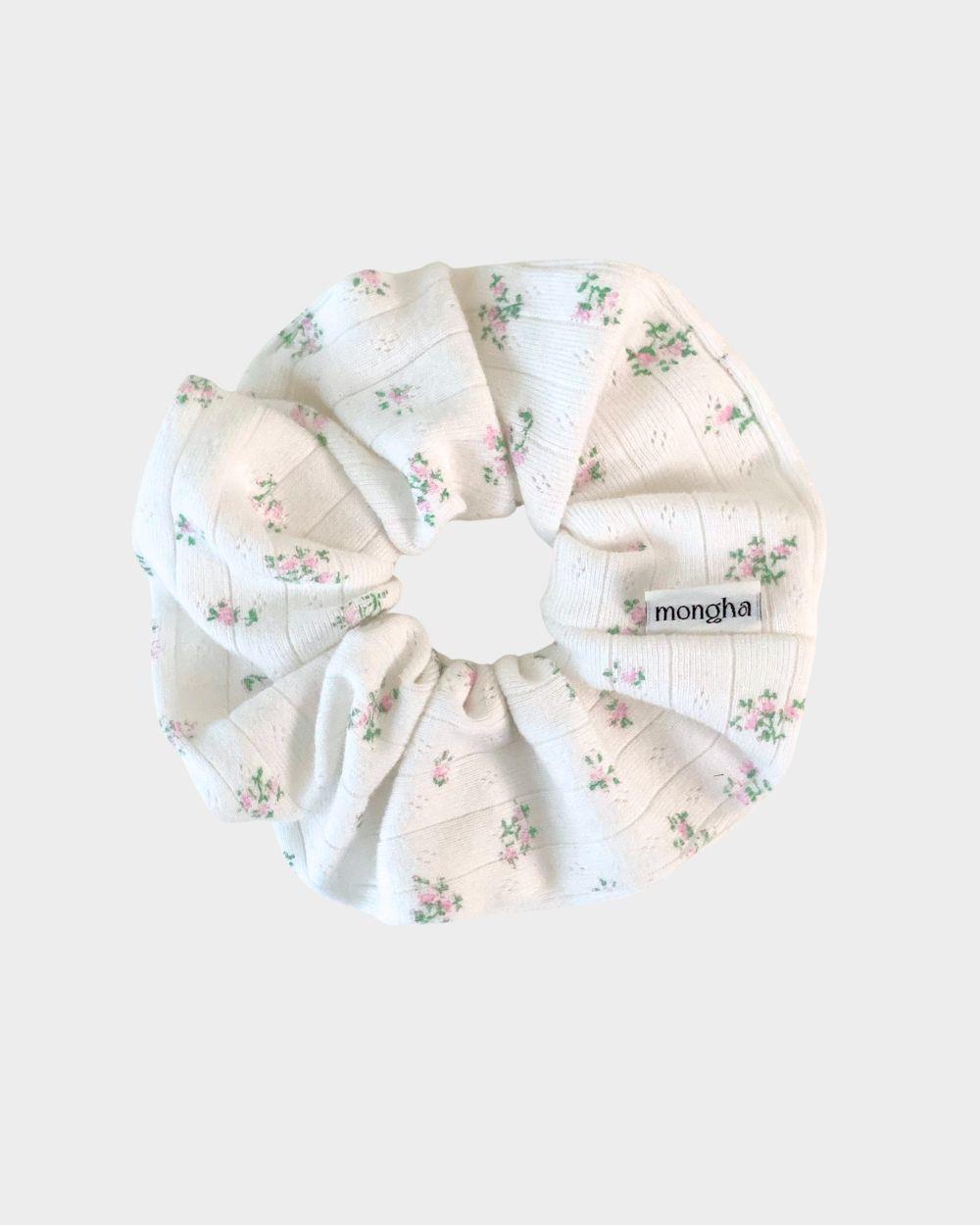 (big size) Hair scrunchie  - milk flower (white)