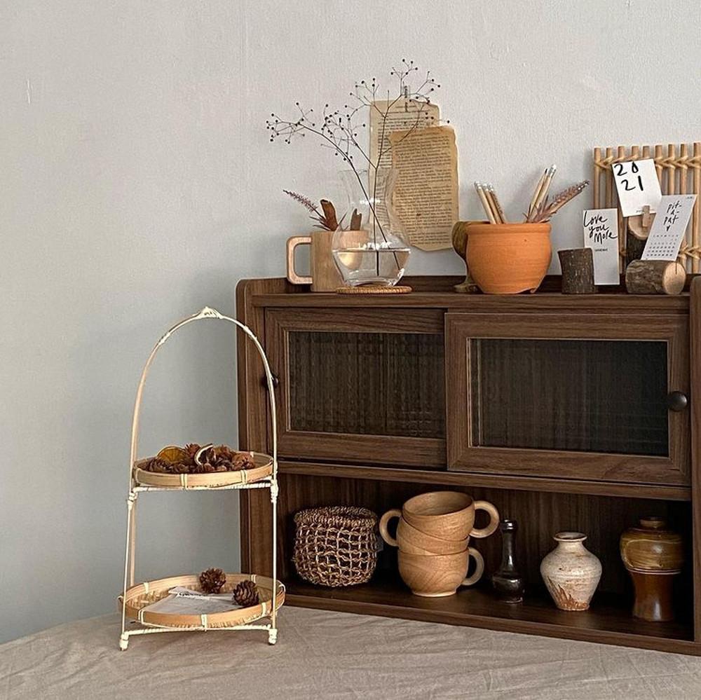 예쁜 주방 부엌 다용도 틈새 슬라이딩 장식장 원목 홈 카페 수납장 선반장 카페 장 서랍장