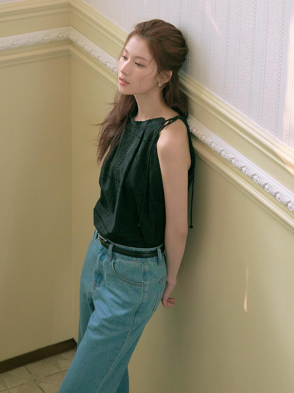 [사나 착용] LILA halterneck ribbon shirt_black