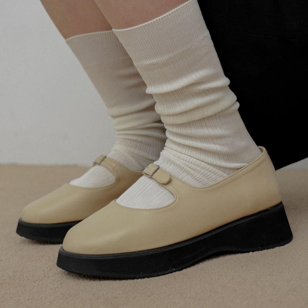 loose middle socks - ivory