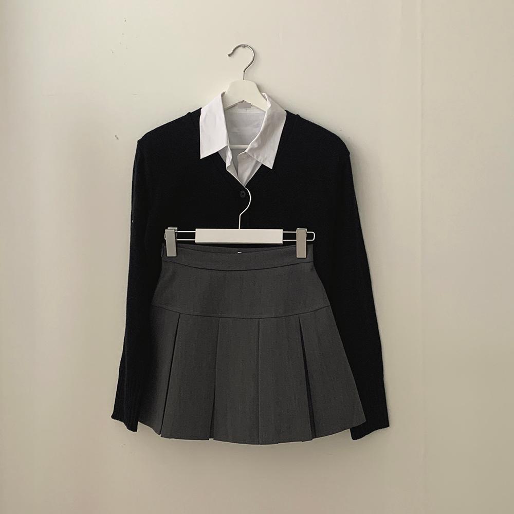 슬로우베리 [ 무료배송/3세트❤ ] 차분한 무드, v넥 가디건+크롭 셔츠+플리츠 스커트 세트