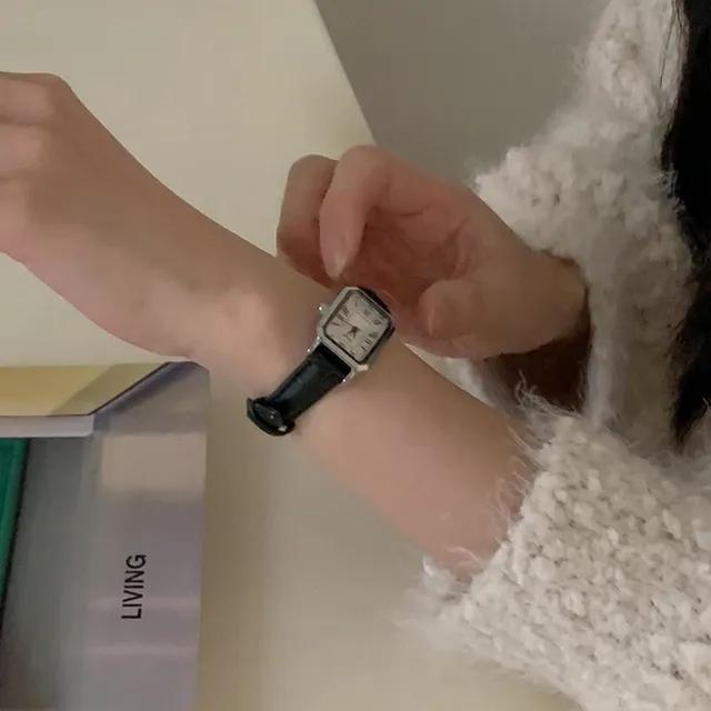 ❤️ 연말세일/배터리사은품 ❤️ 저가상품주의 /엔틱 사각 스퀘어 블랙 실버 가죽 시계