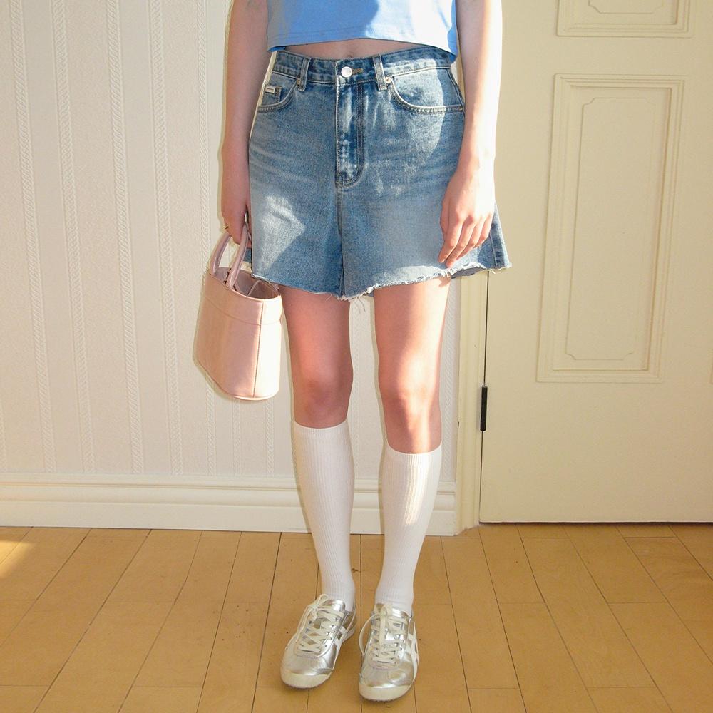 Cutting half denim pants - middle blue