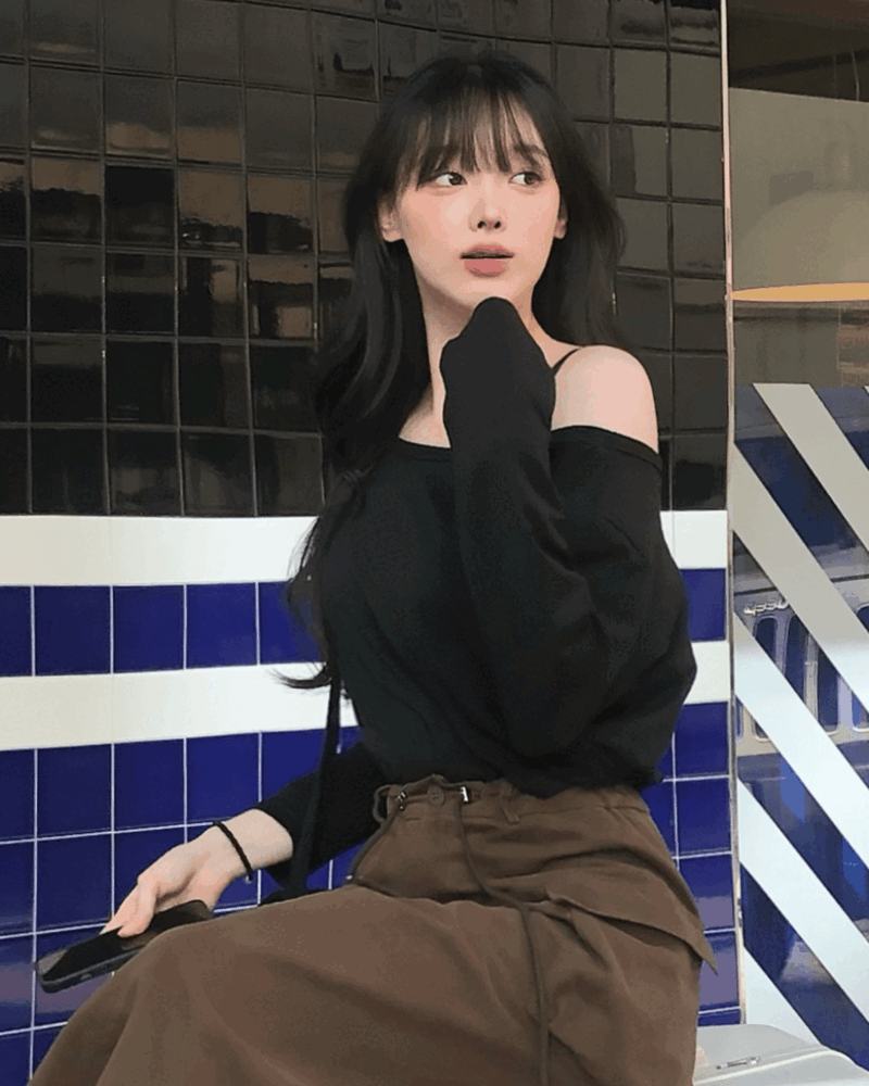 [자체제작/2color]  베이직 밑트임 오프숄더 사계절 심플 기본티