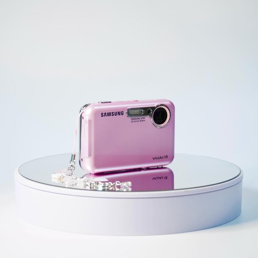 Samsung Vluu i8 Pink 🎀 | 후루츠패밀리