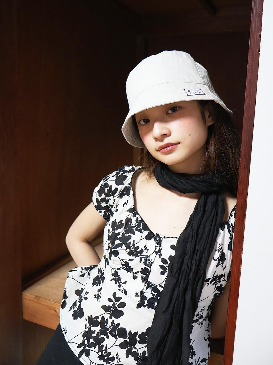 [3/28이후 순차배송] NAVI REVERSIBLE BUCKET HAT IVORY • CHECK LIGHT GREEN