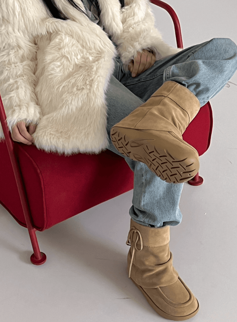 fluffy shearing boots - beige