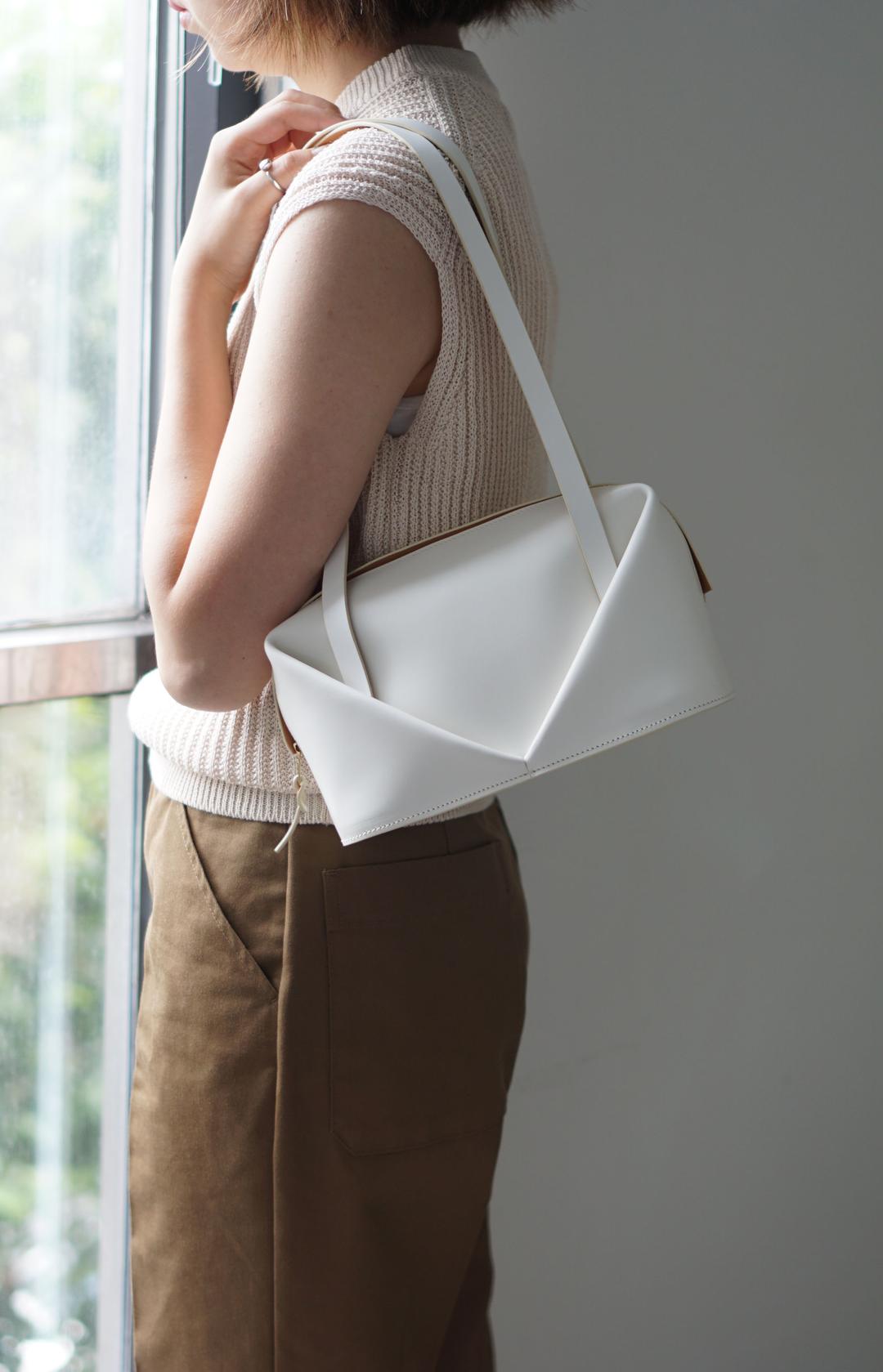 Envelope (white)