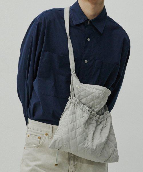 QUILTED APRON BAG grey