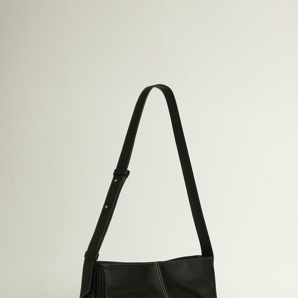 [PRE-ORDER] STITCH LINE BAG