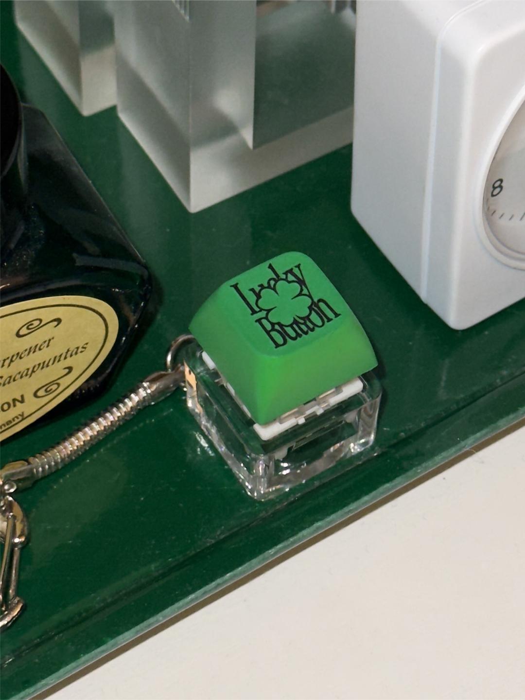 Lucky Button Keycap Keyring 럭키버튼 키캡키링