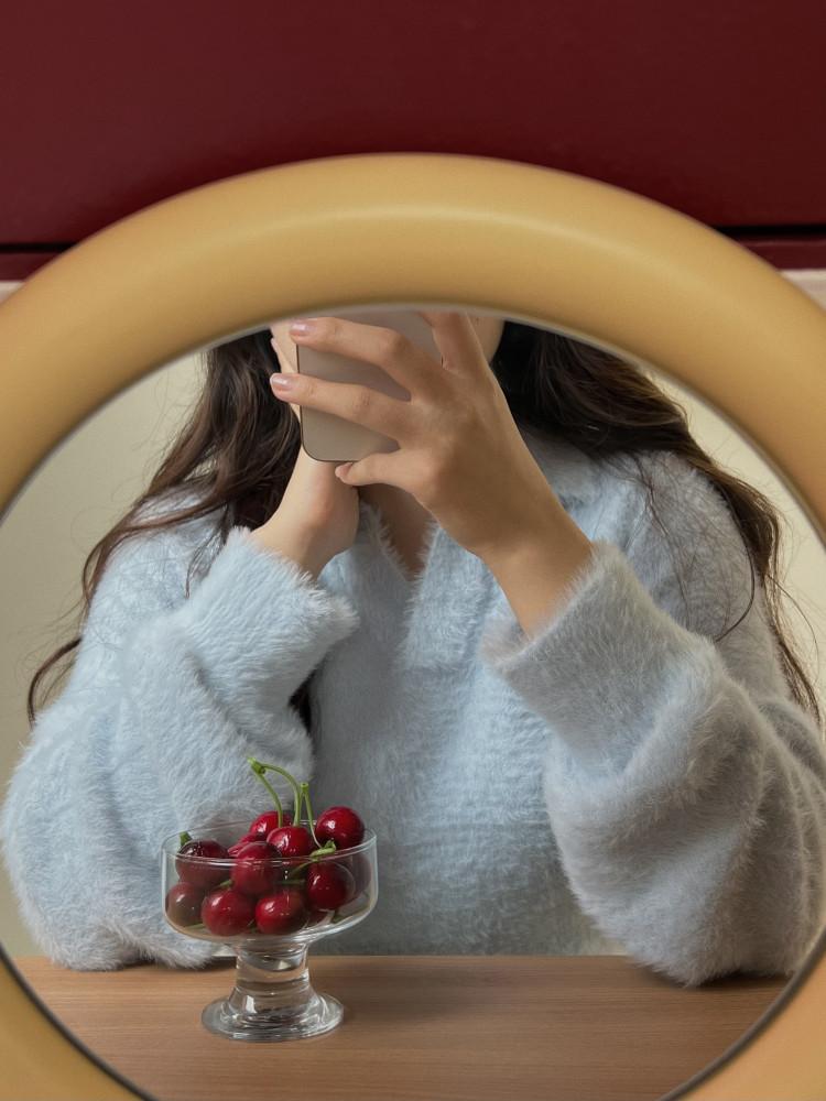 뽀송 크롭 니트