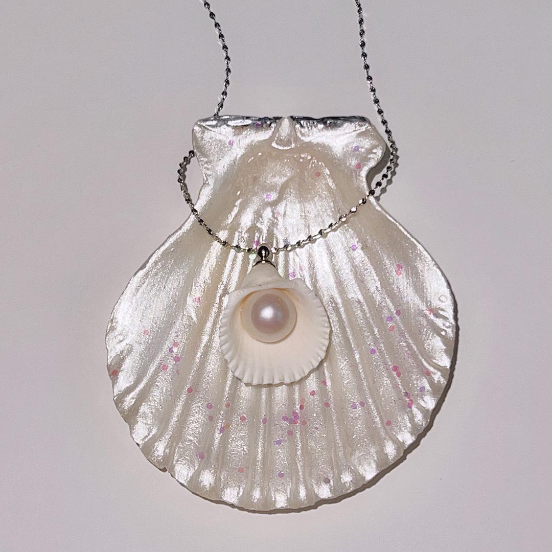 VENUS PEARL NECKLACE