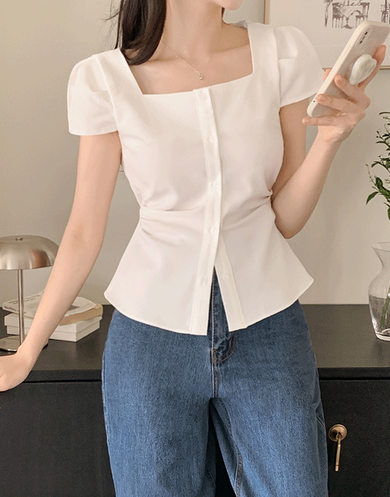 프롬데이원 위니브 스퀘어넥 셔링 블라우스(리본/스트랩/캡소매/핀턱/허리잘록핏/세미크롭/하객룩/데이트룩/여친룩)