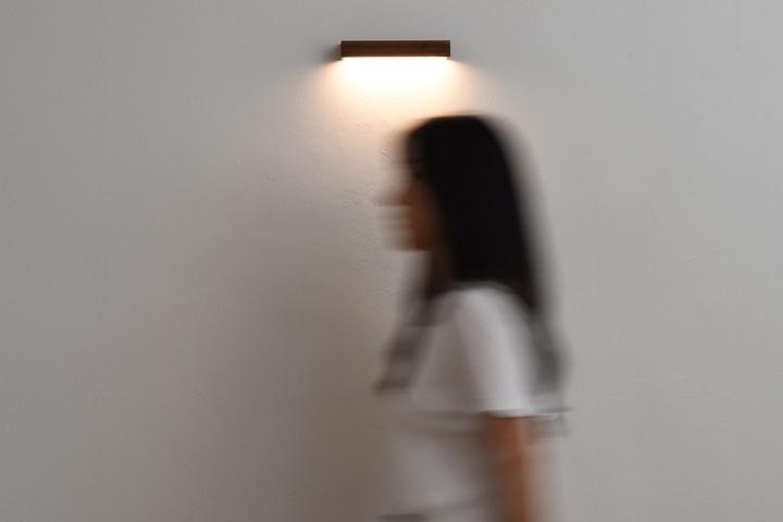 Motion Big Hang lamp 모션센서 포스터 부착형 원목 조명